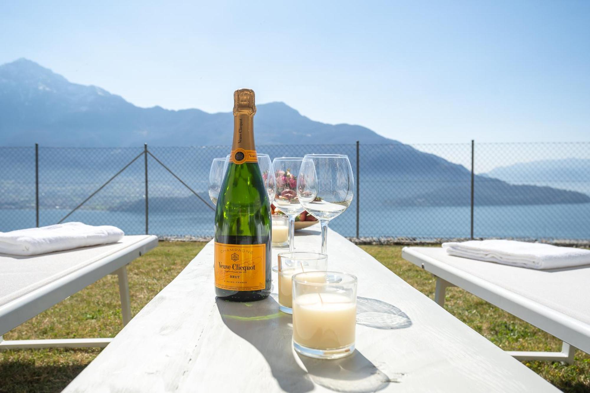 Valarin Luxury Apartments & Wellness, Vercana By Rent All Como Extérieur photo